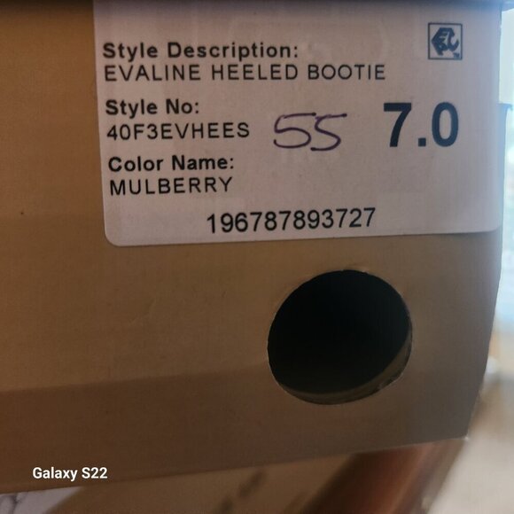 Michael Kors Mulberry "Evaline" Suede Heeled Booties. NIB. Size Various - Picture 13 of 13